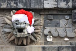 Quetzalcoatl santa claus navidad
